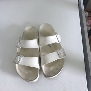 White Birkenstock’s